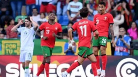 中国男篮对垒日本三队，媒体盛赞：阵容强大，倾力对决！