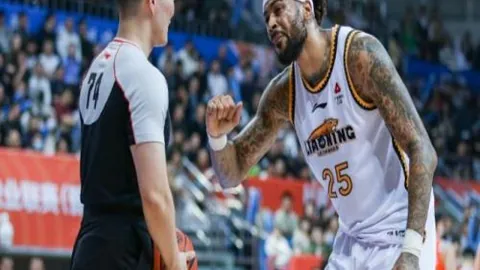 上海海港新星贾博琰有望加入瑞士草蜢U21联赛效力